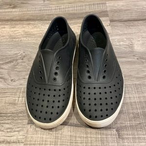 Black Natives size 11 women/9 men